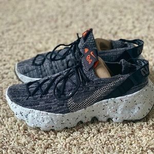 ✨Women’s Nike Space Hippie 04 Size 8✨